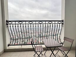 Luxury Condotel in Vinhomes Royal City