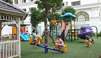 Luxury Condotel in Vinhomes Royal City