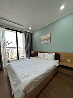 Luxury Condotel in Vinhomes Royal City