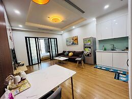 Luxury Condotel in Vinhomes Royal City