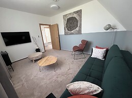 Apartments by Prague City Golf