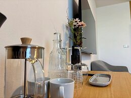 Apartments by Prague City Golf
