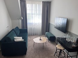 Apartments by Prague City Golf