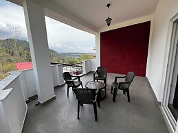 Goroomgo Bagora Heights Palampur