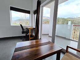 Goroomgo Bagora Heights Palampur