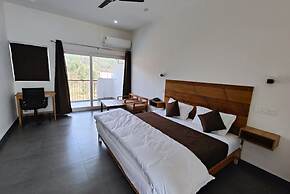 Goroomgo Bagora Heights Palampur
