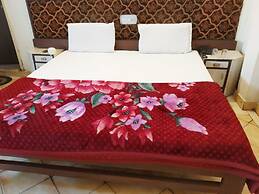 Goroomgo Hotel Amulya Shri Bhopal