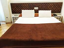 Goroomgo Hotel Amulya Shri Bhopal