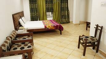 Goroomgo Hotel Amulya Shri Bhopal