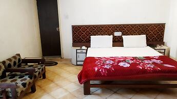 Goroomgo Hotel Amulya Shri Bhopal