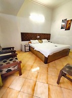 Goroomgo Hotel Amulya Shri Bhopal