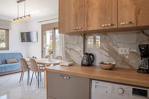 Villa Leandros With Pool & bbq