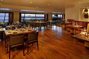 Room in Holiday House - Hgvc Hawaiian Village Resort & Spa, Hot Tub, P