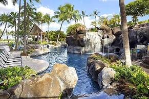 Room in Holiday House - Hgvc Hawaiian Village Resort & Spa, Hot Tub, P