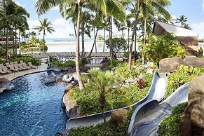 Room in Holiday House - Hgvc Hawaiian Village Resort & Spa, Hot Tub, P