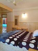 Goroomgo Turquoise lodge & cafe Kasol