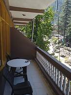 Goroomgo Turquoise lodge & cafe Kasol
