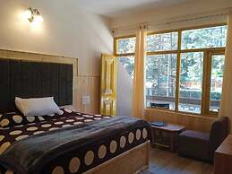 Goroomgo Turquoise lodge & cafe Kasol