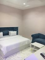 Grand Ambar Palace Hotel & Suites