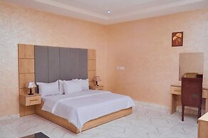 Grand Ambar Palace Hotel & Suites