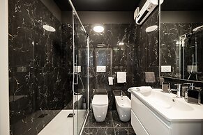 Morosini Modern Apartment by Wonderful Italy