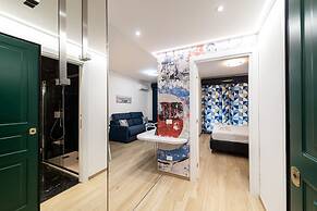 Morosini Modern Apartment by Wonderful Italy