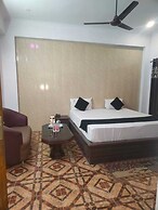 Mansarovar Hotel & Banquets