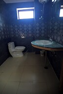 Mansarovar Hotel & Banquets