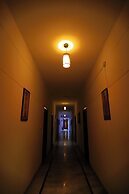 Mansarovar Hotel & Banquets