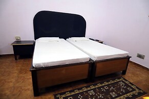 Mansarovar Hotel & Banquets