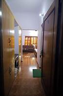 Mansarovar Hotel & Banquets