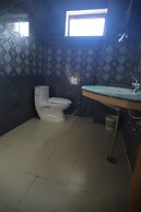 Mansarovar Hotel & Banquets