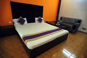 Mansarovar Hotel & Banquets