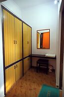 Mansarovar Hotel & Banquets