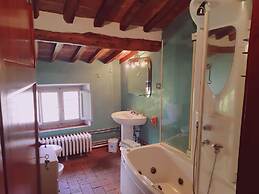 Casale Delle Camelie