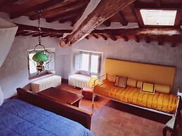 Casale Delle Camelie