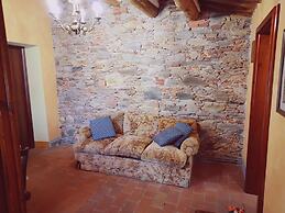 Casale Delle Camelie