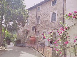 Casale Delle Camelie