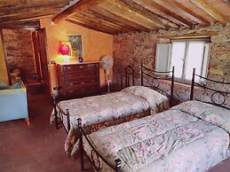 Casale Delle Camelie