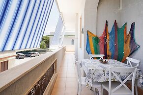 Appartamento a Torre Canne con Balcone