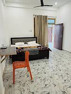 Goroomgo Ayodhya Dham Guest House Ayodhya