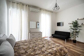 Bari Cozy Apartment by Wonderful Italy