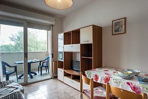 Bright Apartment Just Steps From the Beach