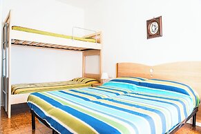 Comfy Flat Near the Beach and Shops in Bibione