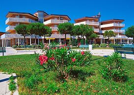 Comfy Flat Near the Beach and Shops in Bibione