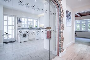 Rainbow Leap - 5 Bed Holiday Home - Saundersfoot