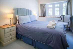 Rainbow Leap - 5 Bed Holiday Home - Saundersfoot