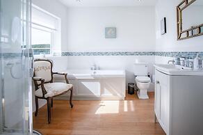 Rainbow Leap - 5 Bed Holiday Home - Saundersfoot