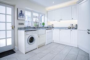 Rainbow Leap - 5 Bed Holiday Home - Saundersfoot