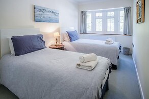 Rainbow Leap - 5 Bed Holiday Home - Saundersfoot